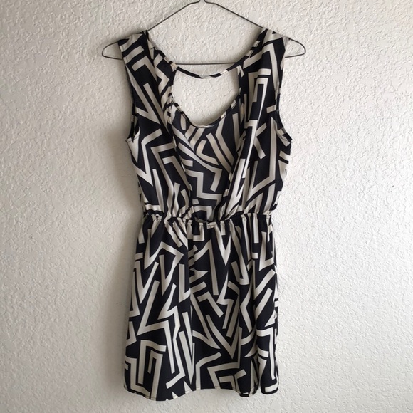 Open back mini - Picture 2 of 4